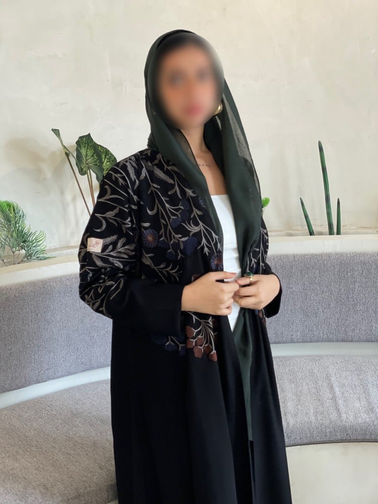 عباية مشجرة بألوان جذابة - عبايات عشوقه - براند سعودي - عبايات خليجية