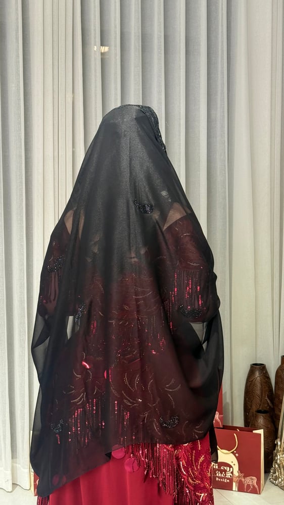 طرحة عريضة فخمة