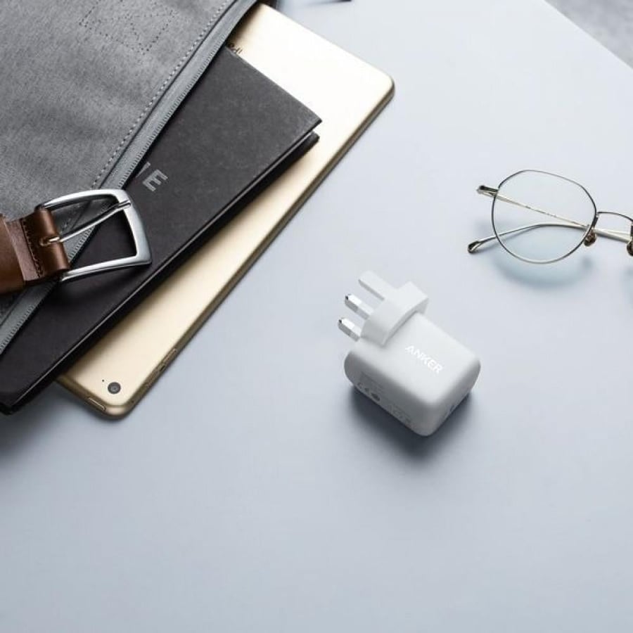 انكر باوربورت شاحن جداري الاصدار الثالث بمنفذ USB-C بقوة 30 واط PIQ3.0 شاحن سريع مدمج