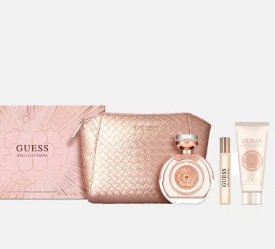 عطر فيلا