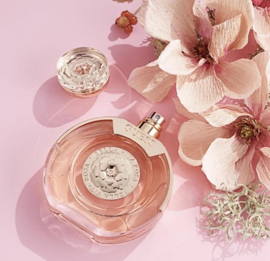عطر فيلا