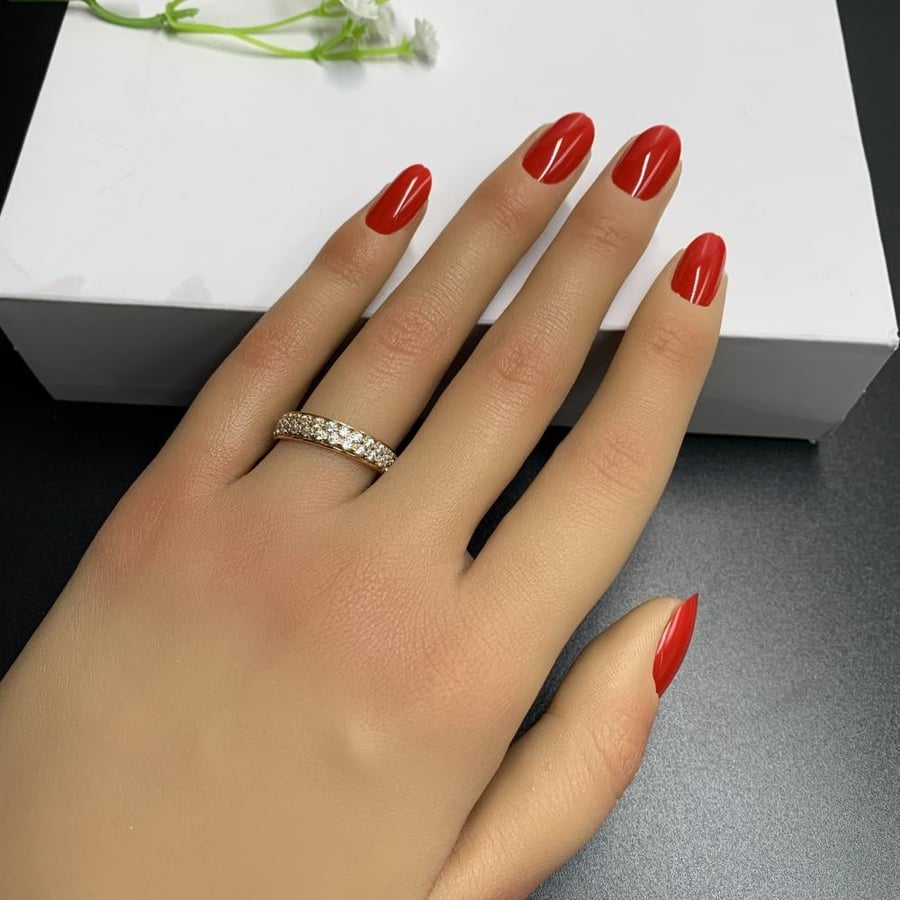 Diamond setting, 18-karat design, size 18, weight 2.33