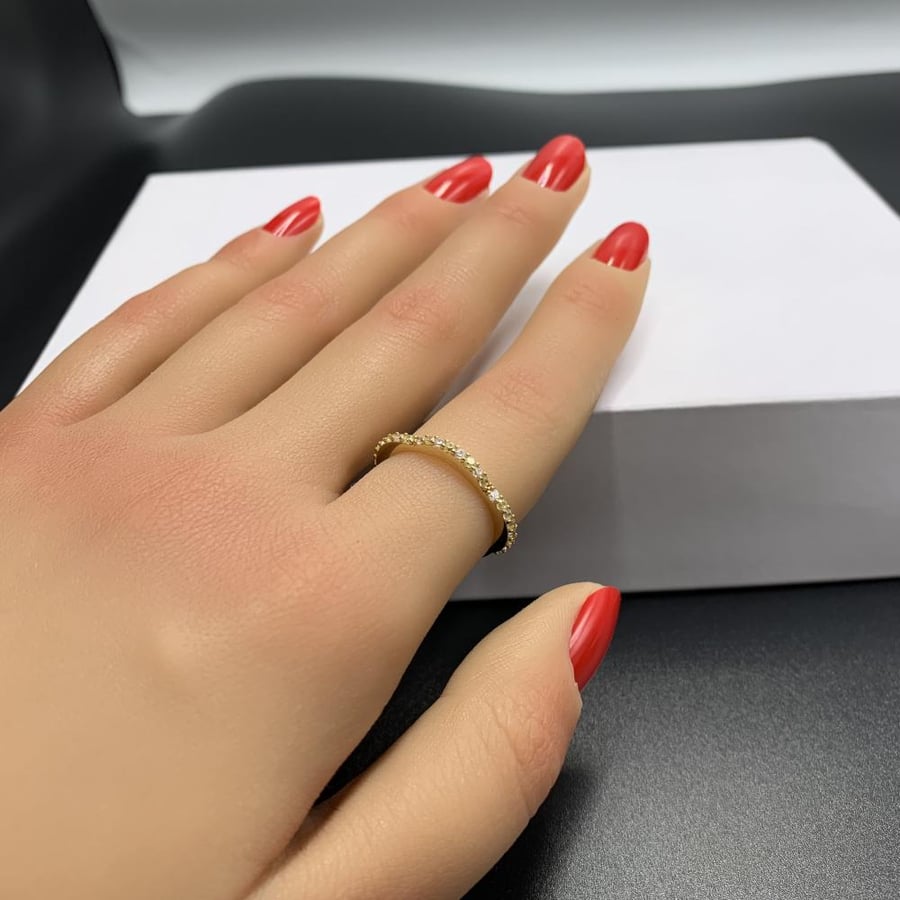 Diamond design ring 18 carat weight 1.69