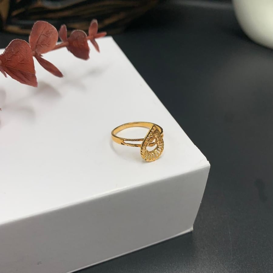 A Bahraini ring, 21 karat pure gold