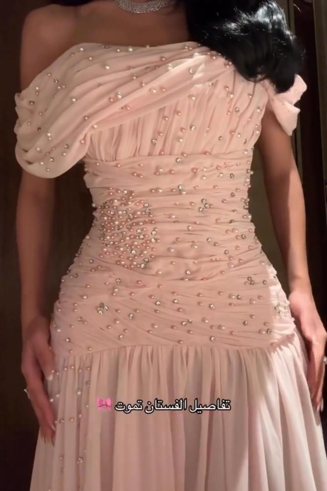 فستان ارينا