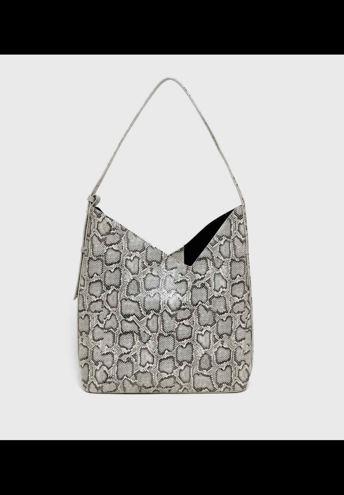 Luna Hobo Bag