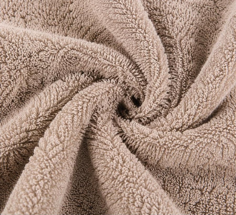 100% COTTON TOWELS مناشف قطن طبيعي ١٠٠٪ فاخر