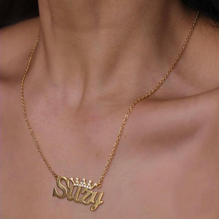 سلسال مرصع بي فصوص