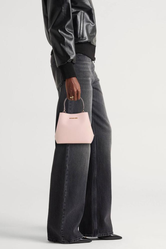 Michael kors الوان مختلفه