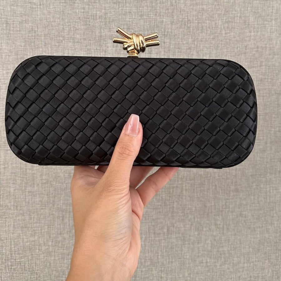 Lira Long Clutc \ Black