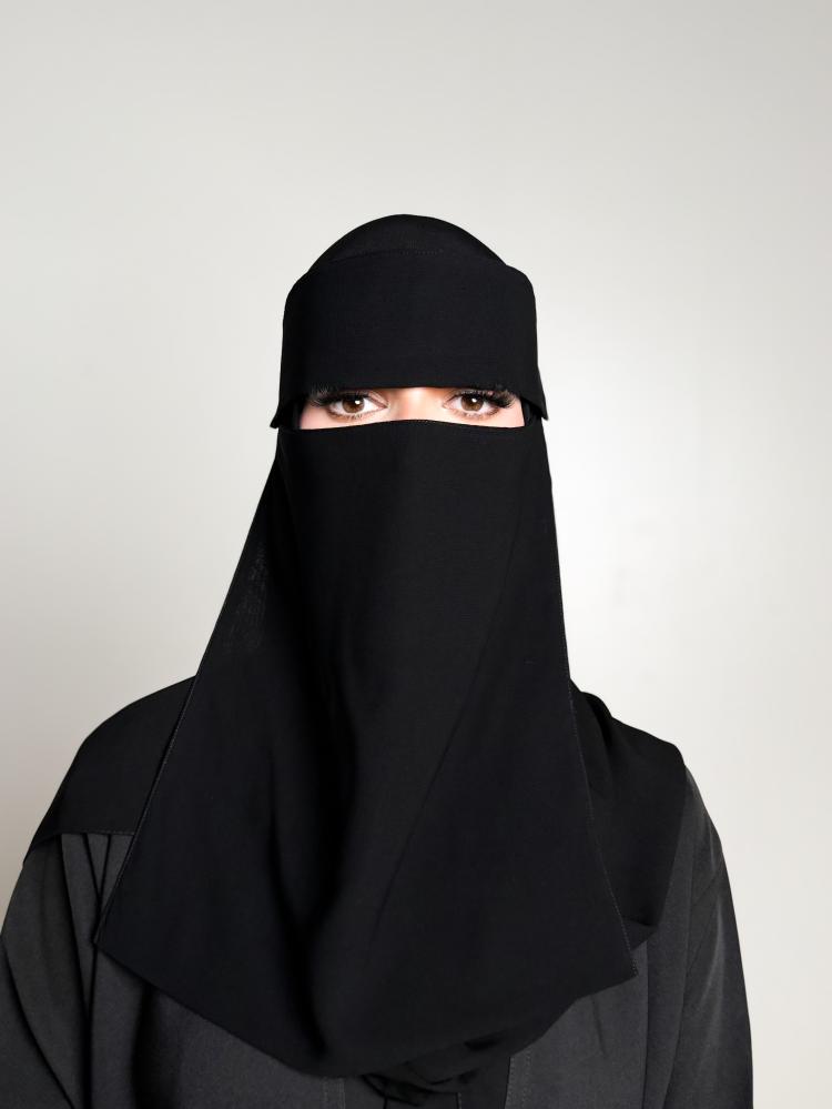 نقاب طويل بردة مطاط