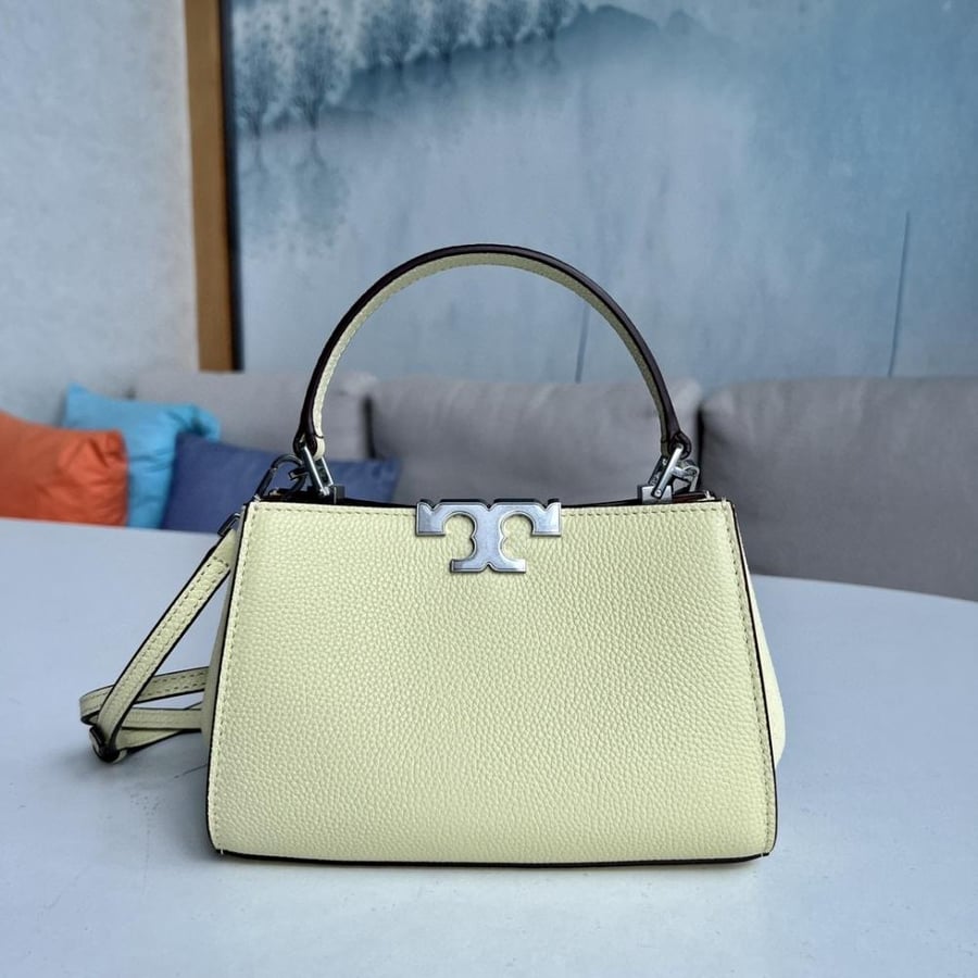 توري بورش Tory Burch مقاس صغير