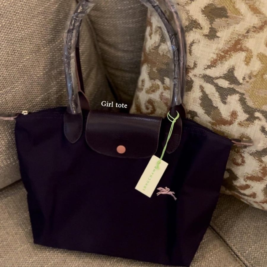 لونج شامب Longchamp مديم