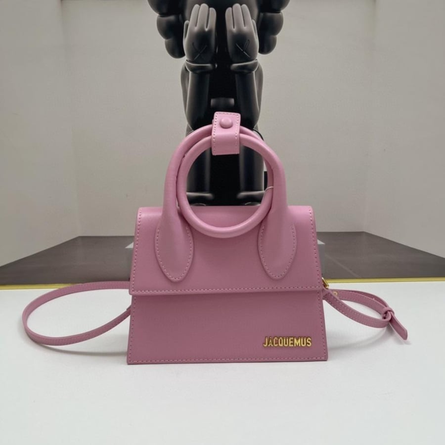 شنطه جاكيموس JACQUEMUS