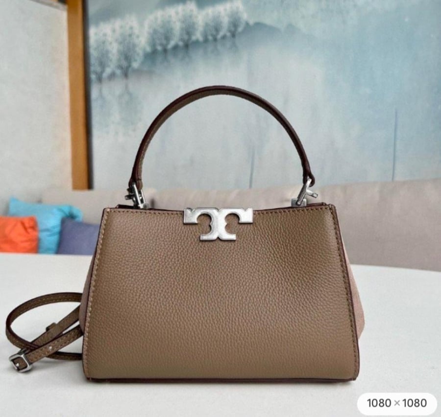 توري بورش Tory Burch مقاس صغير