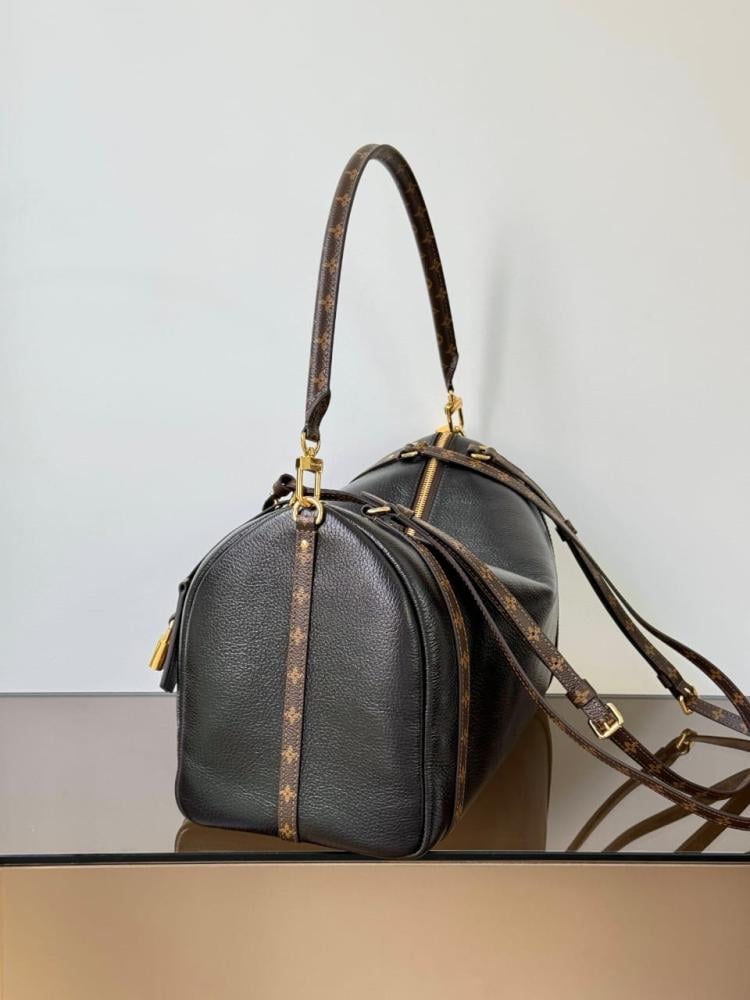 شنطه لويس فيتون حجم 36 cm ماستر