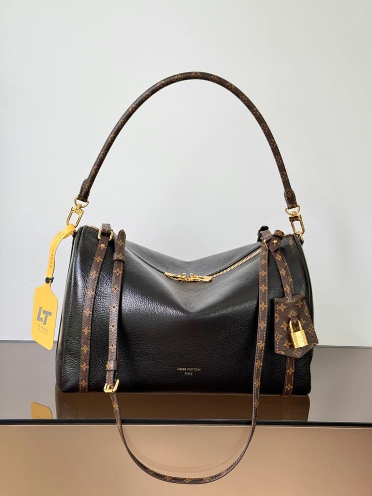 شنطه لويس فيتون حجم 36 cm ماستر