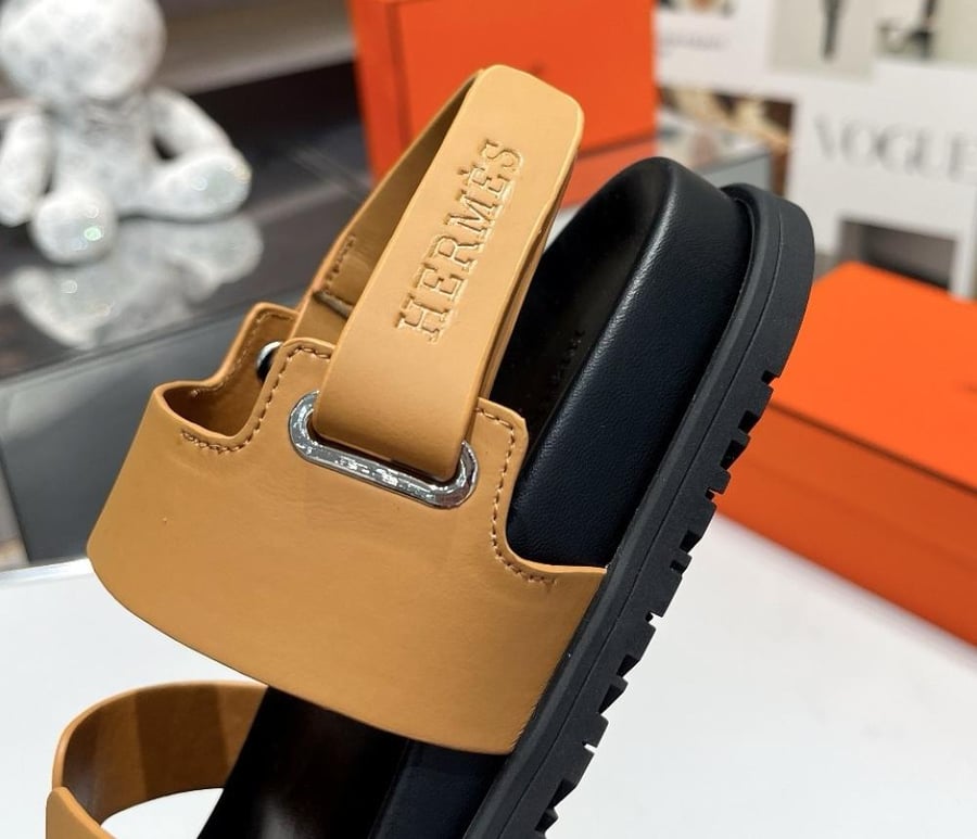 حذاء هرمز Hermès
