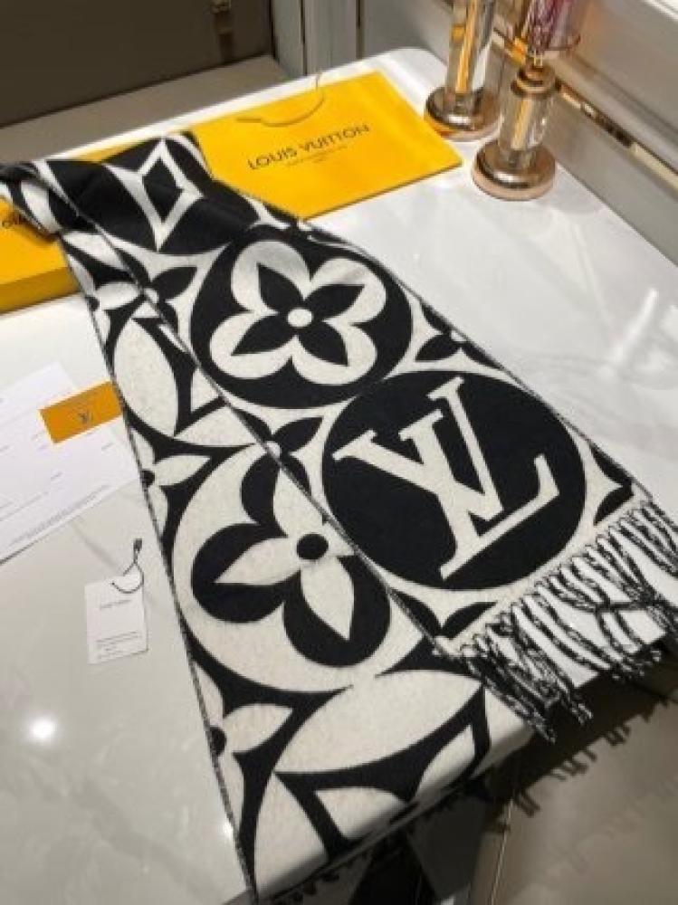 اوشحه LV صوف 100% مع الملحقات