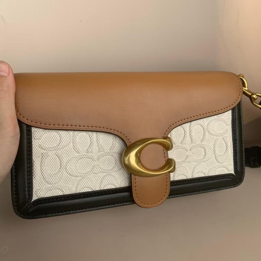 شنطه كوتش تابي Coach