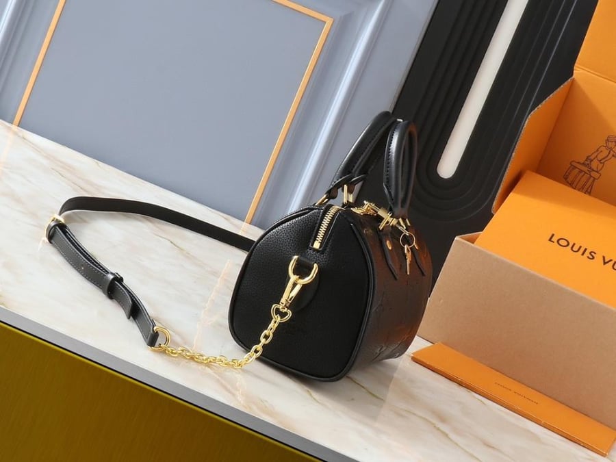 شنطه لويس فيتون مقاس 20 LV