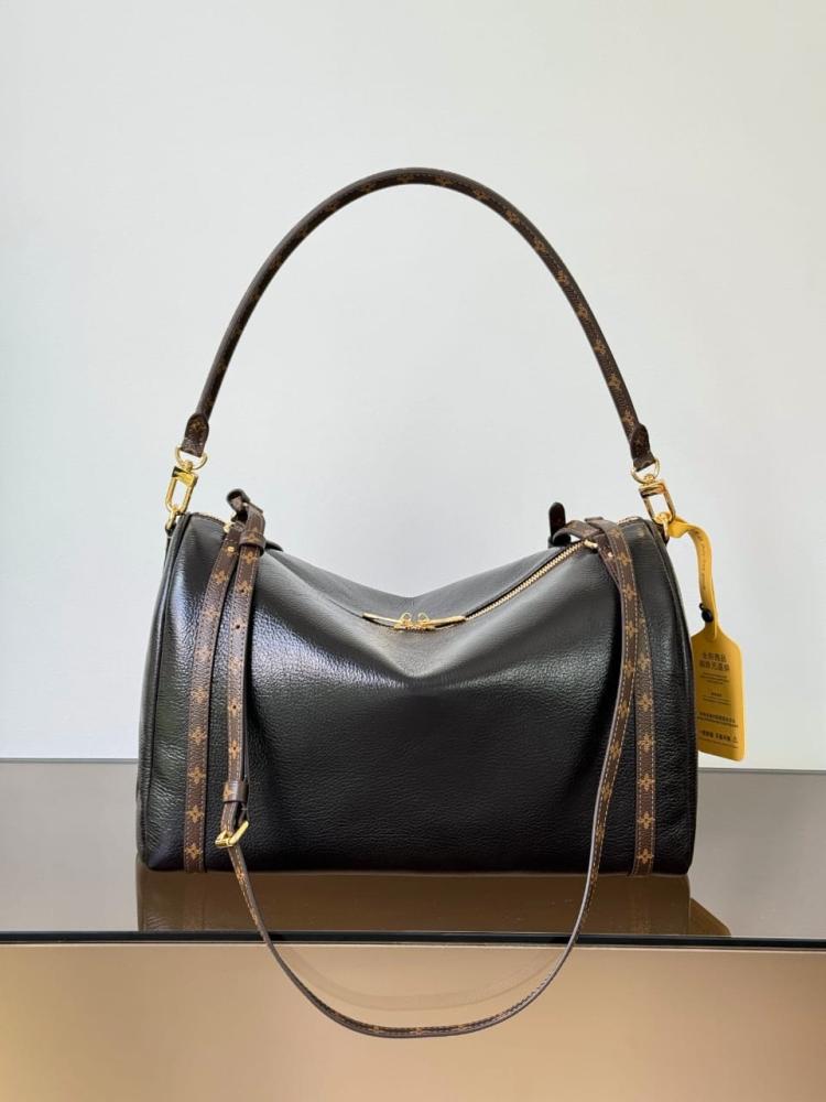 شنطه لويس فيتون حجم 36 cm ماستر