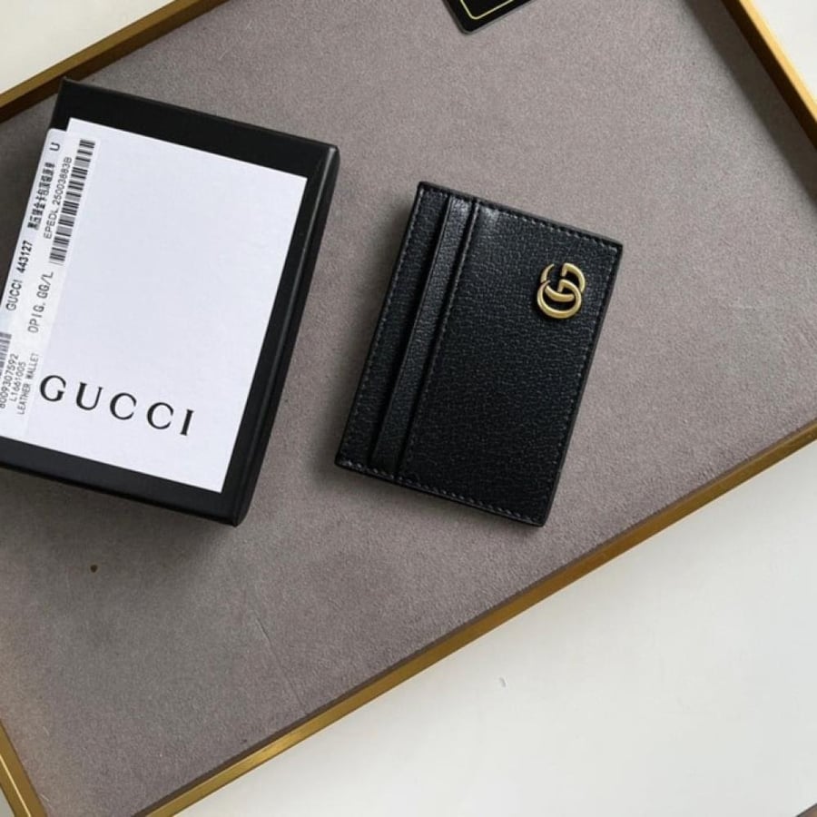 قوتشي Gucci بكامل الملحقات