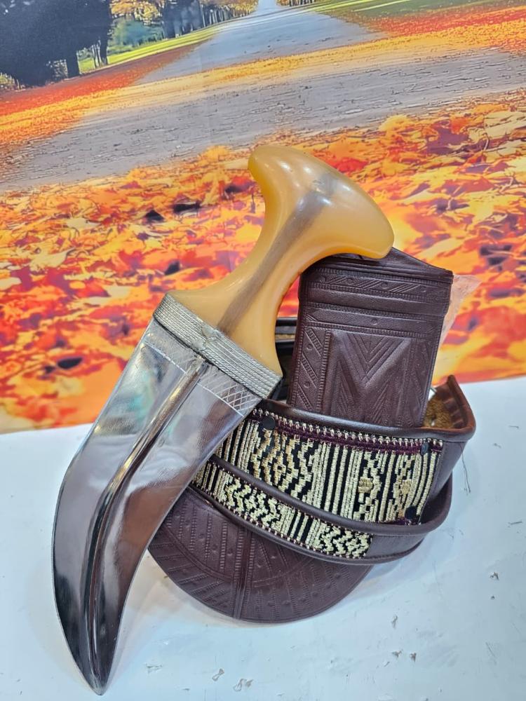 جنبيه مشرقي شبيه الزراف