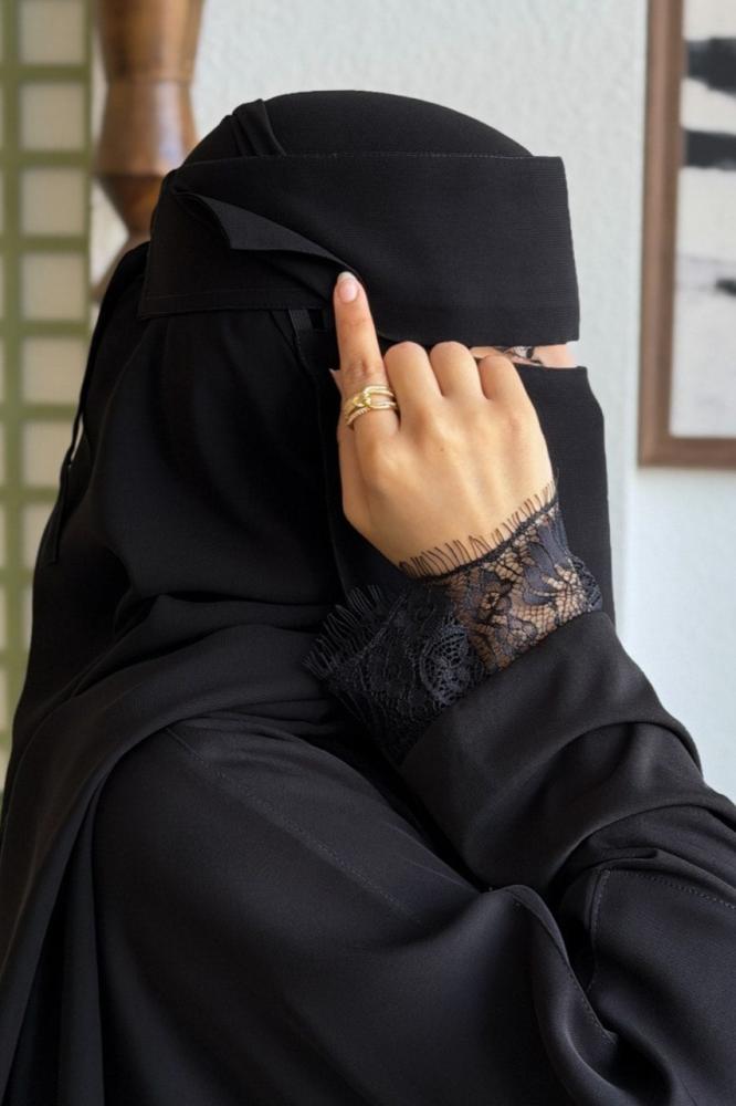 نقاب طويل بمرد  ملكي ربط
