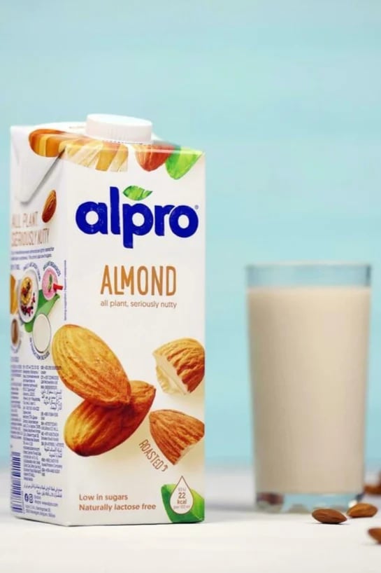 حليب البرو  alpro almound