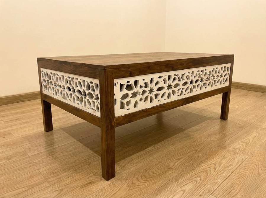 طاولة وسط تراثية