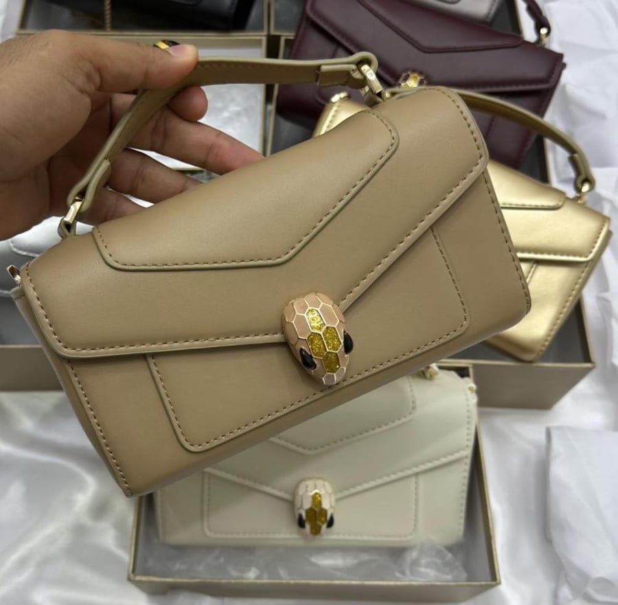 شنطة بولغاري