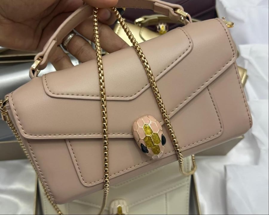 شنطة بولغاري