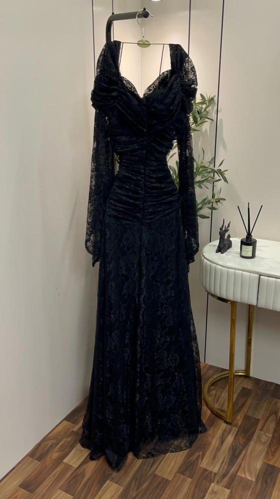 فستان سهره  اللون  اسود دانتيل من متجر  جوهره  LA