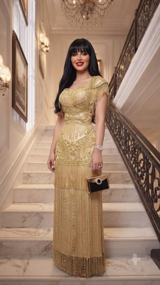 فستان سهره  اللون ذهبي كلفه سهره خرز. وهدب.  بطانه  باربي  من  متجر جوهره LF