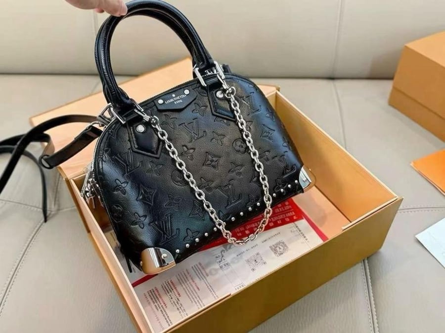 شنـطة لويس متجر جوهره