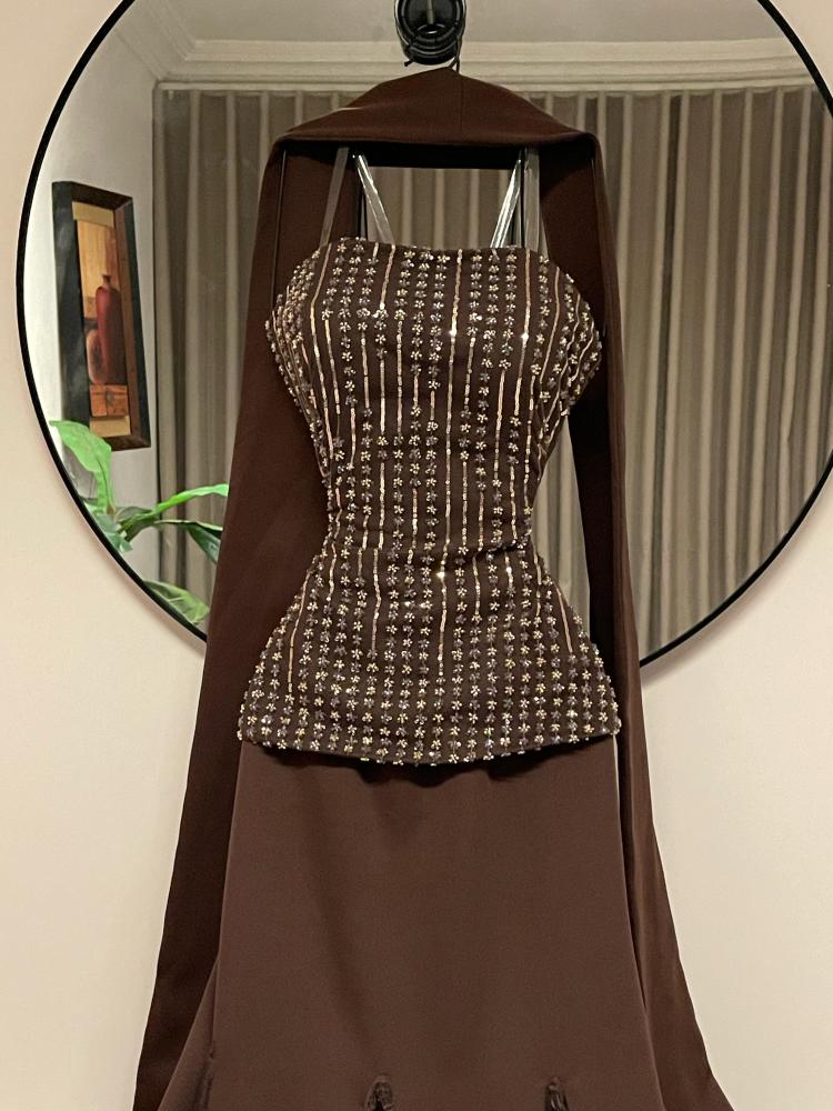 Evening dress in Barbie brown color with beads and lace from Huwara MN store