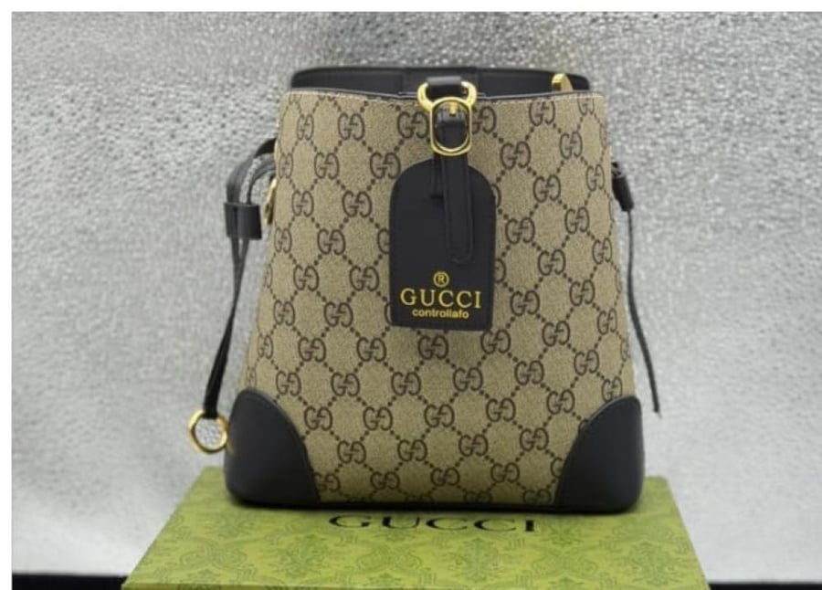 شنـطه GUESSمن متجر جوهره