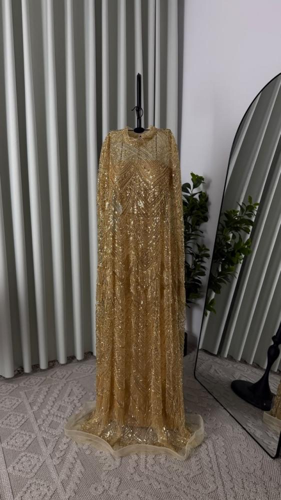Evening dress in beige and black color, embroidered mesh with beads, and lining made of Barbie fabric, stretch lining from Jewel Store MN MA BS