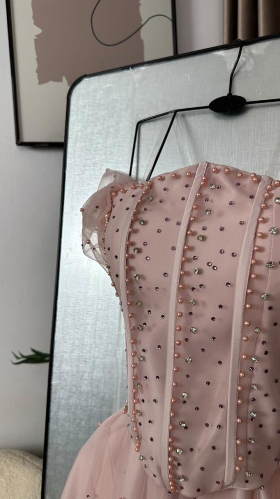فستان سهره اللون لحمي تل مبطن تطريز خرز مع فصوص من متجر جوهره BS
