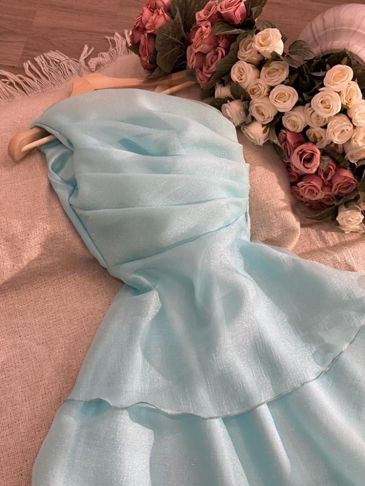 فستان سهره تيفاني يميل للسماوي قصير طبقات من جوهره