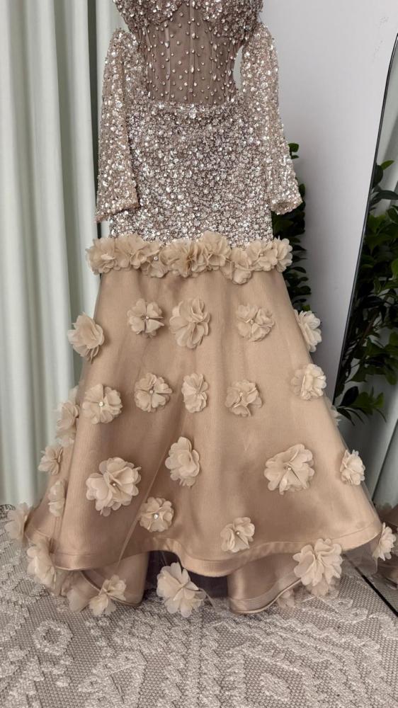 Evening dress in flesh color with beaded embroidery, crystal flower embroidery, cut lace, beaded tulle, tulle, from Jowhara MN D LA store