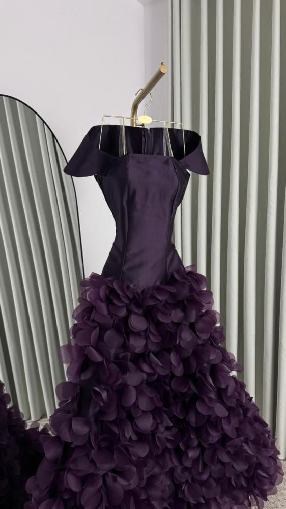Evening dress in maroon and lilac color, Miyakado and laser orange from Jewel Store MN D