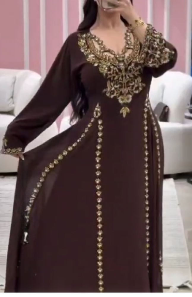 جلابية اللون بني  بيج  لحمي  الخامه جورجيت تطريز يدوي راقي  من متجر جوهرهMA
