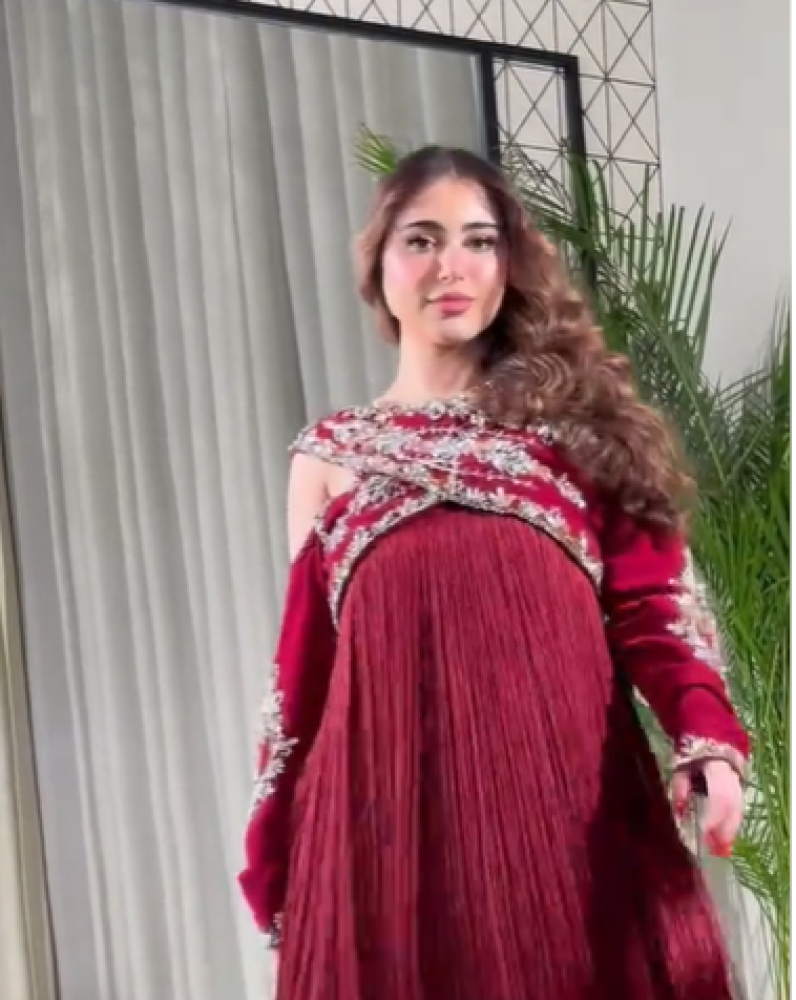 فستان سهره  اللون اسود باربي هدب تطريز كبس وفصوص -كريب وهدب وتطريز يدوي من  متجر جوهره MN LA