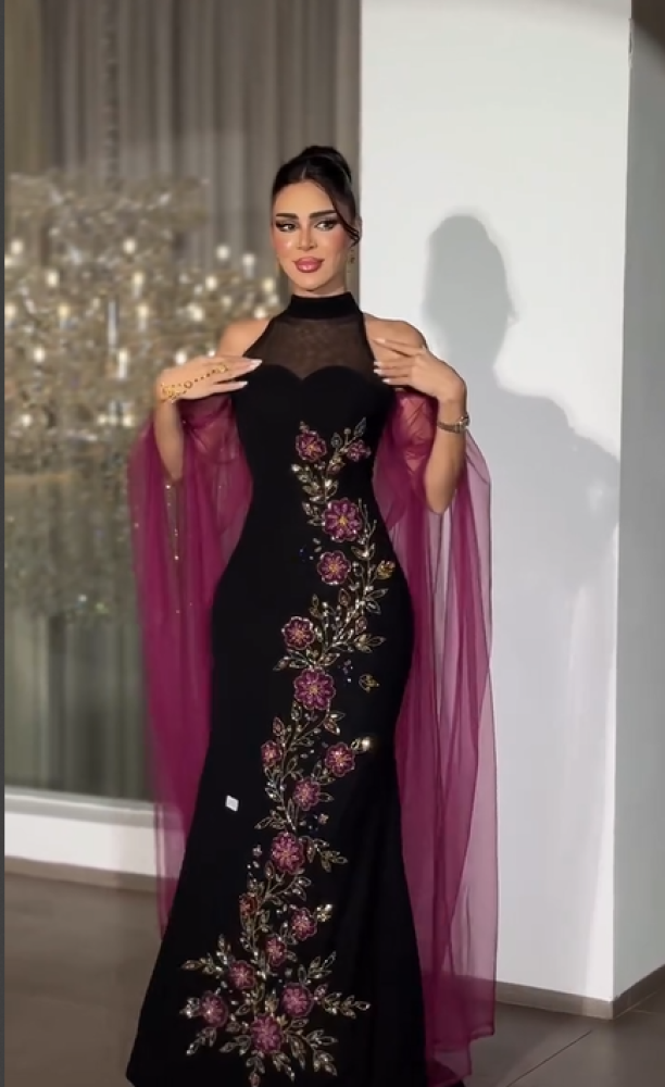 فستان سهره اللون اسود خرز وجوخ  من متجر جوهره MN FH