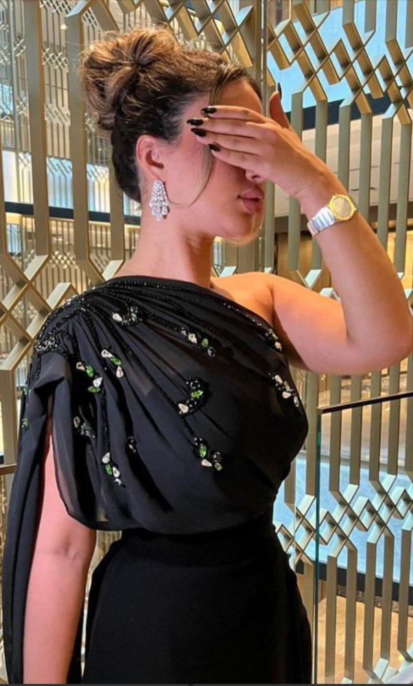 فستان سهره  اللون اسود باربي وشال شيفون تطريز   متجر جوهره D