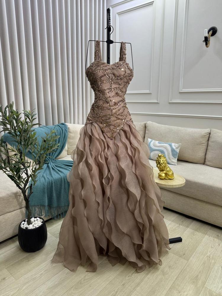 Evening dress in champagne and burgundy color, fabric evening with broken zipper from Jewel TR MN LV store