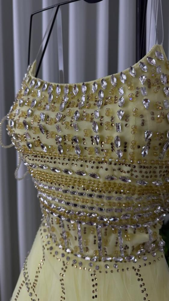 فستان سهره  اللون موف ليموني تل وتطريز يدوي  وفصوص زركون- تل اصلي درجه اولى بتطريز يدوي راقي  الصدر تطريز يدوي زركون فصوص شغل فاخر تل ذبل كلوش  من   متجر جوهره FH  D MN