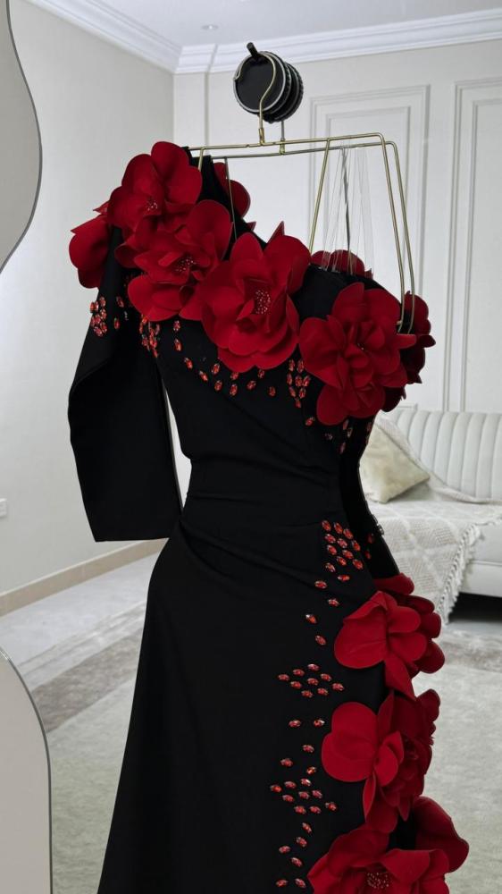 Evening dress black color Barbie and beads and roses from Jewel store MN